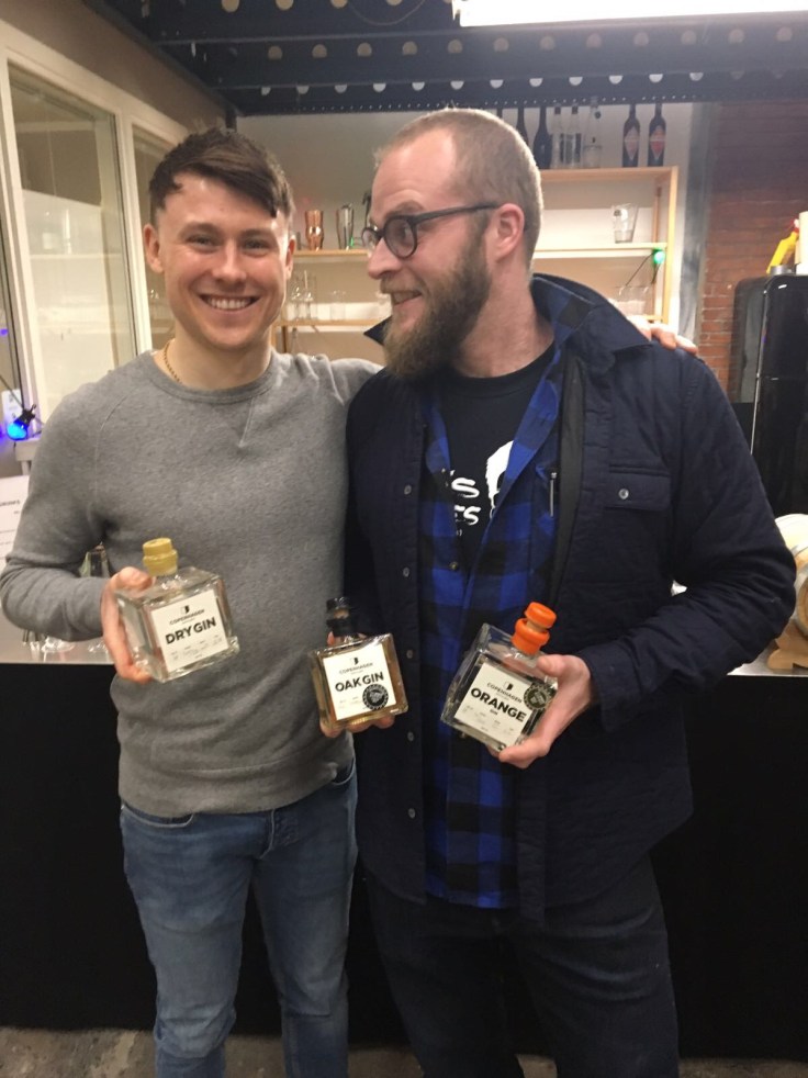 78528C64-9C5A-4D08-BEE9-59CC1D8A3018