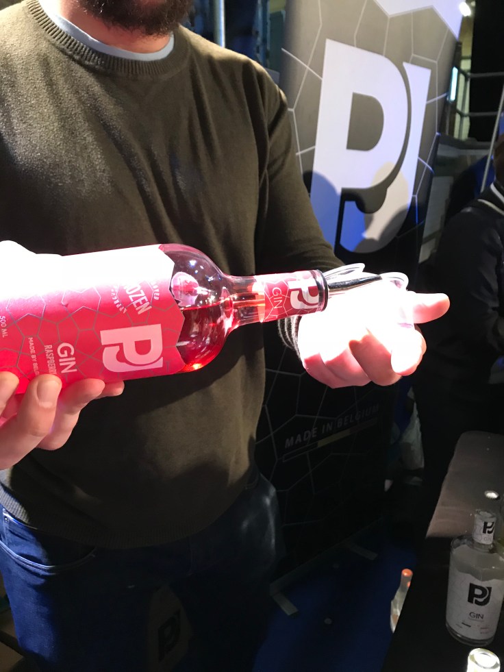 D08150E3-7CE4-477D-9441-51788BF38720