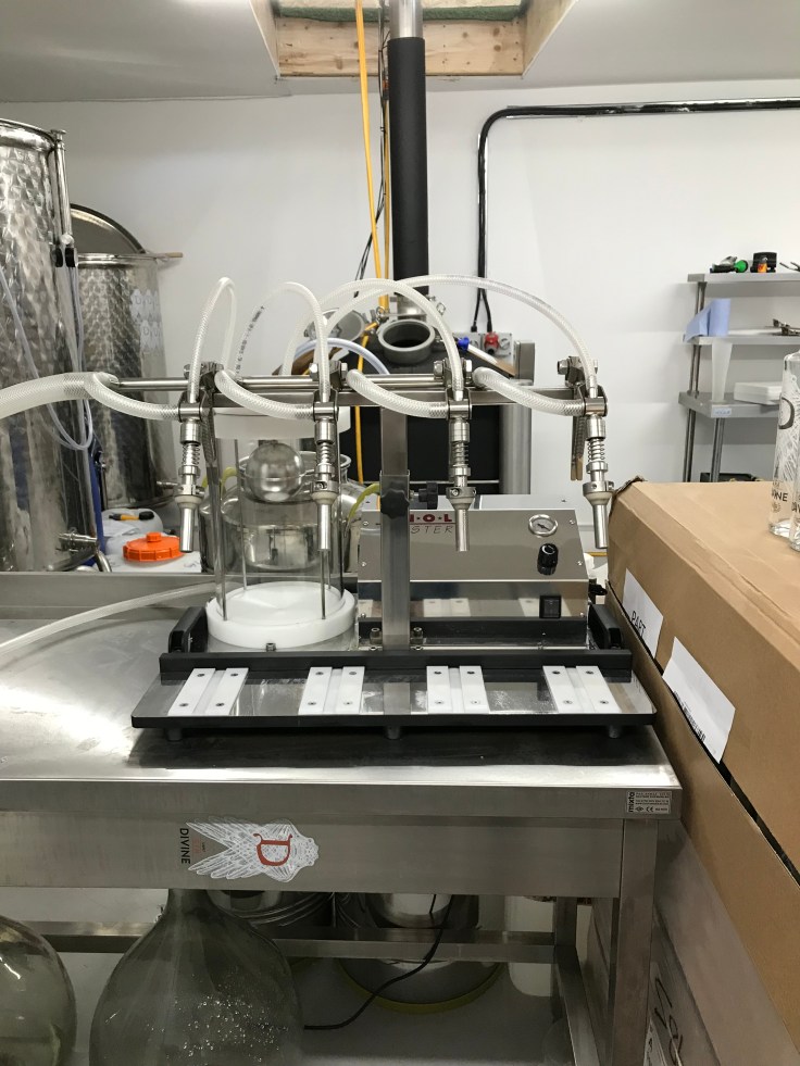 7FDD6FF9-4A17-4C63-8607-0FF5DFFCAE1C